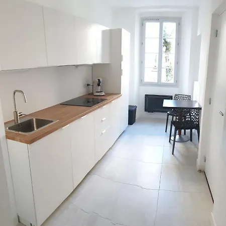 Authentique Vieille Ville Apartment Saint-Laurent-du-Var